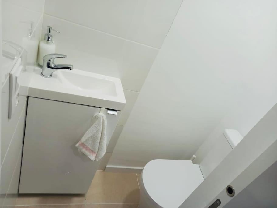 Modern 3 Bedroom Flat In Лісабон Екстер'єр фото