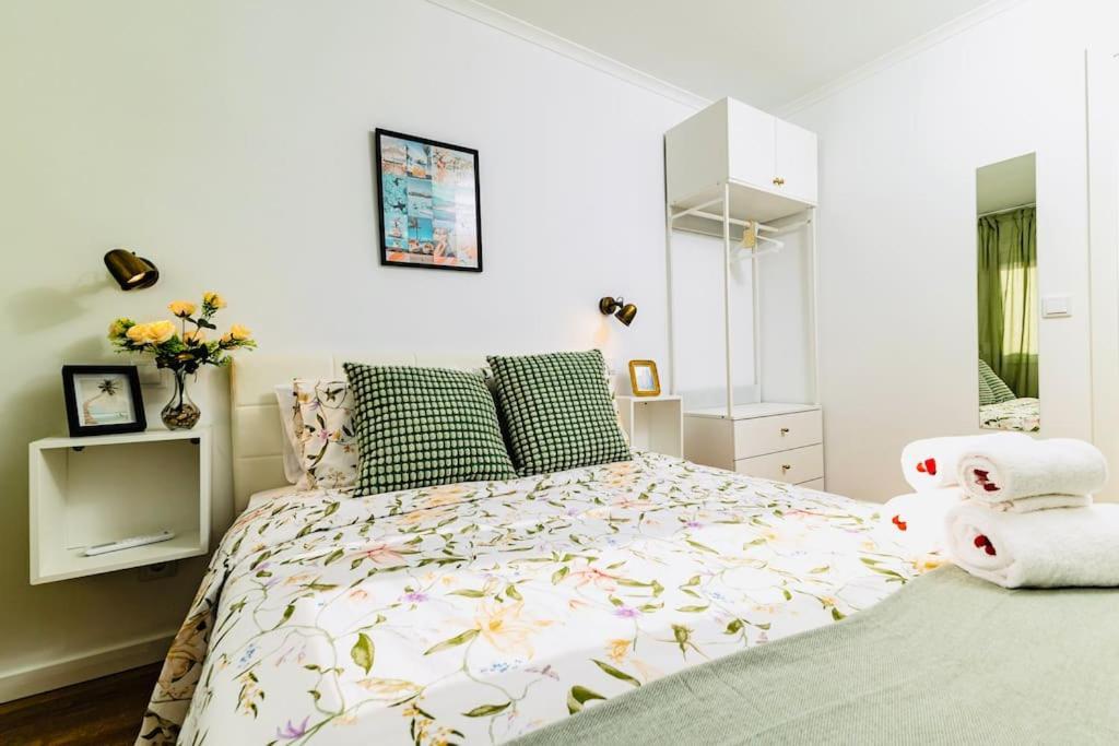 Modern 3 Bedroom Flat In Лісабон Екстер'єр фото